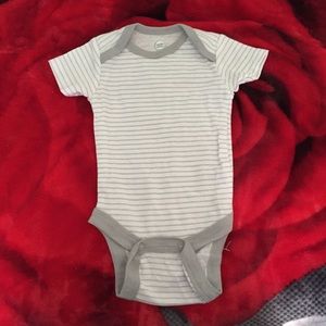 Newborn bodysuit for boy